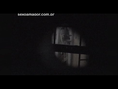 ❤️ Blondie blir hemligt videofilmad av en voyeur från grannskapet gömd bakom ihåliga tegelstenar ️❌ Anal porr at sv.np64.ru ❌